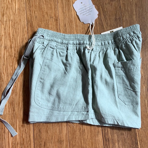 Altar'd State Pants - NEW ALTAR’D STATE Sage Linen Shorts